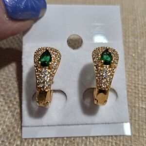 Elegant Gold and Green Earrings